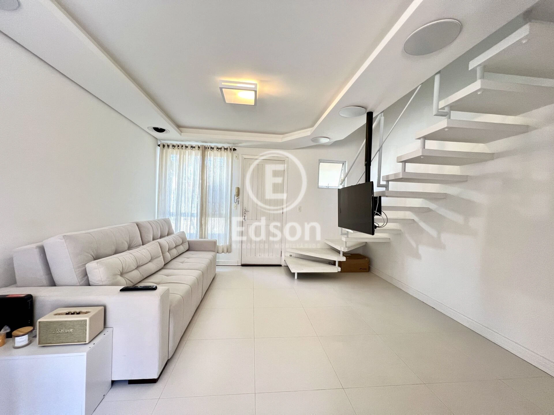 Casa em Sertão do Maruim, São José. 2 quartos, 62m². Imagem 2 de 11