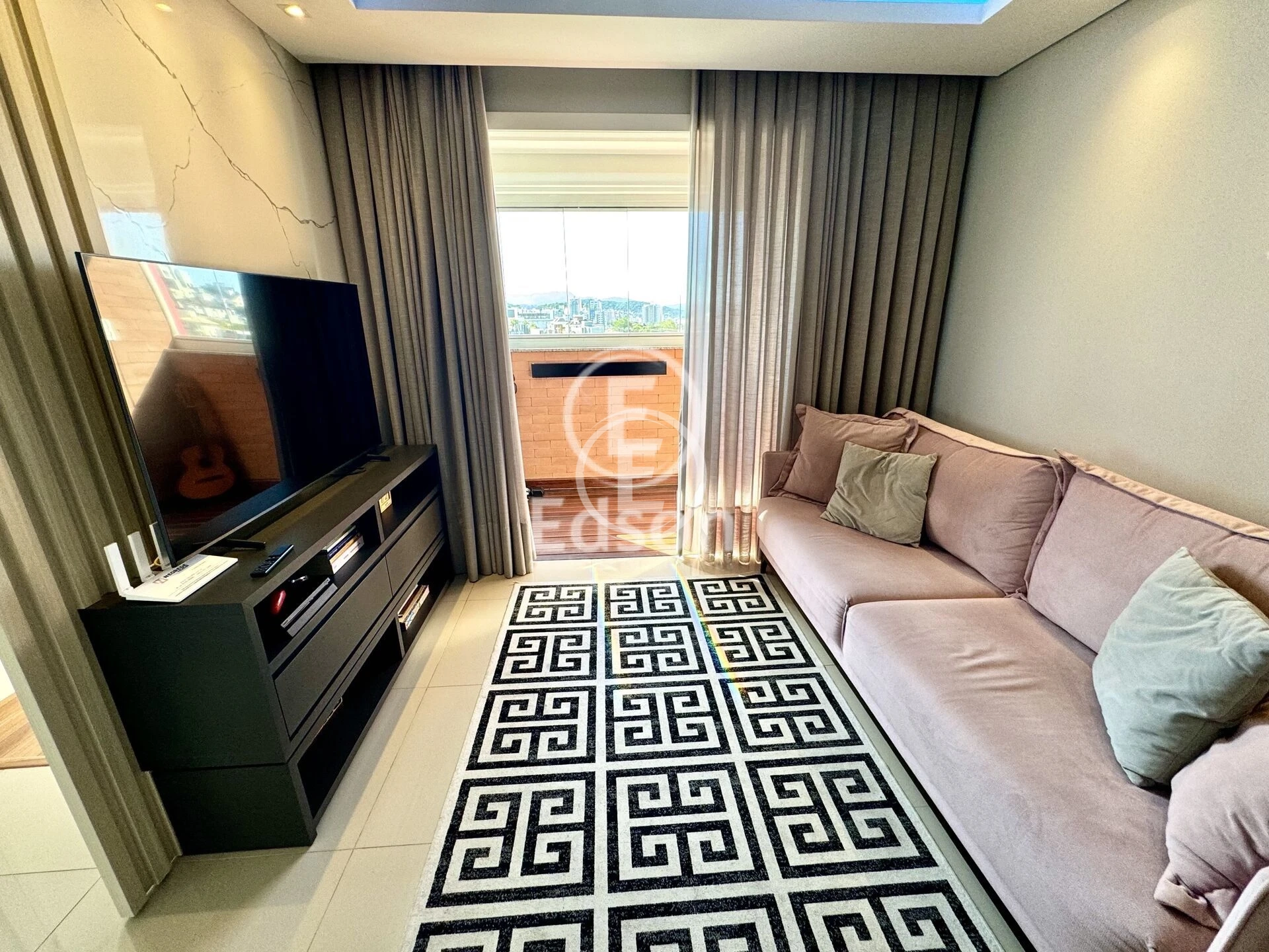 Apartamento em Pedra Branca, Palhoça. 2 quartos, 52m². Imagem 2 de 13