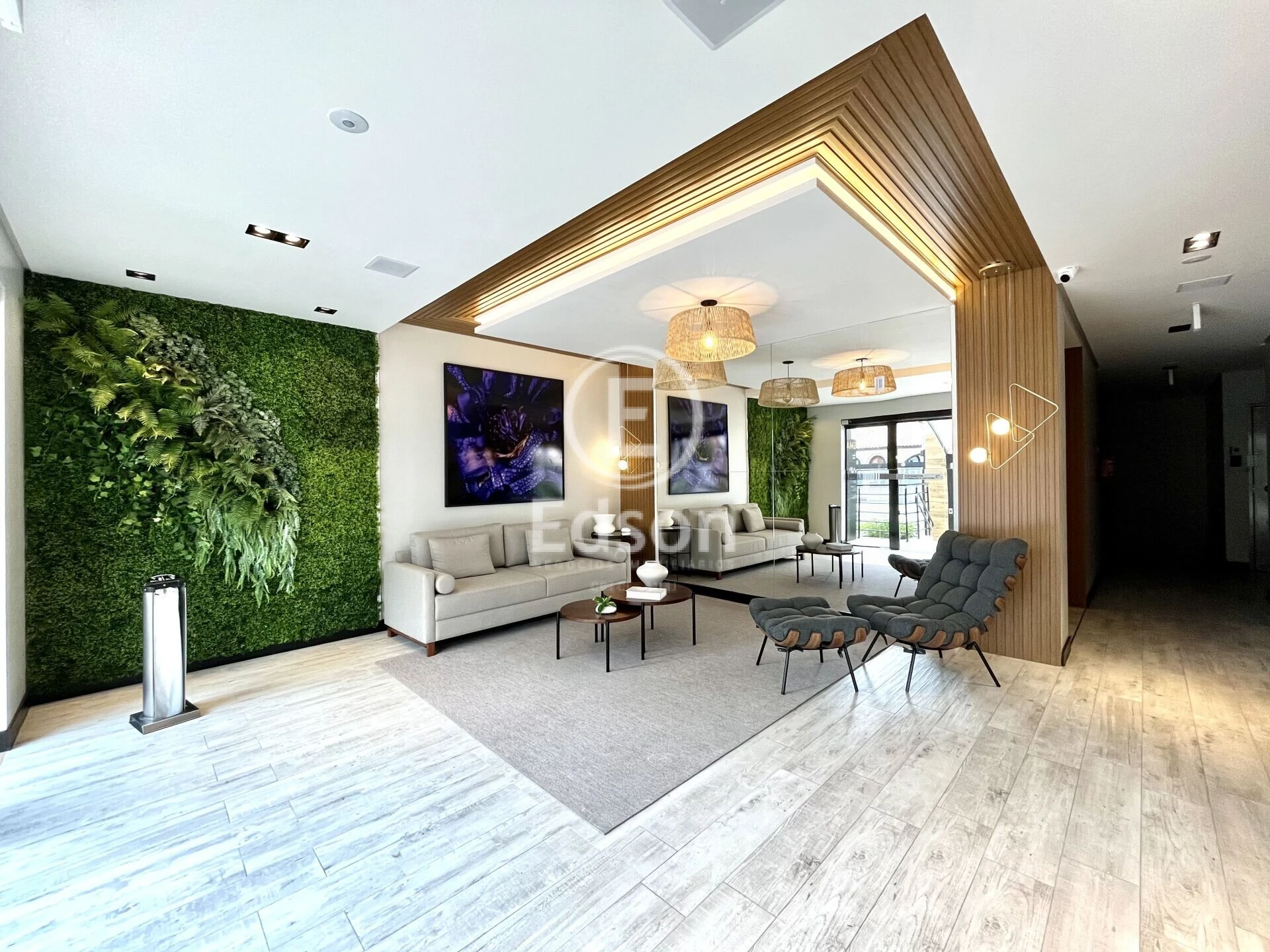 Apartamento em Kobrasol, São José. 2 quartos, 72m². Imagem 2 de 15