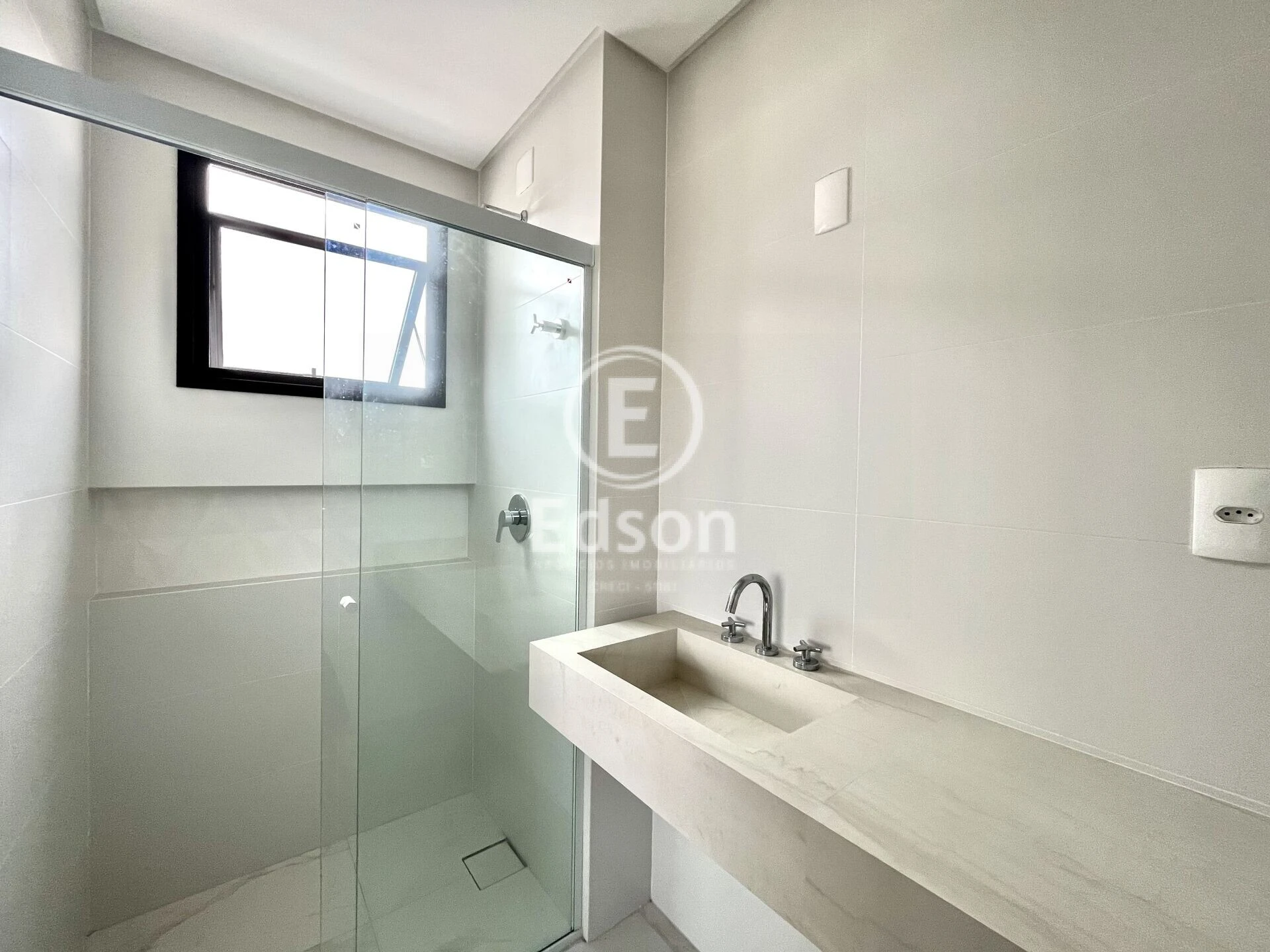 Apartamento em Kobrasol, São José. 2 quartos, 72m². Imagem 6 de 15