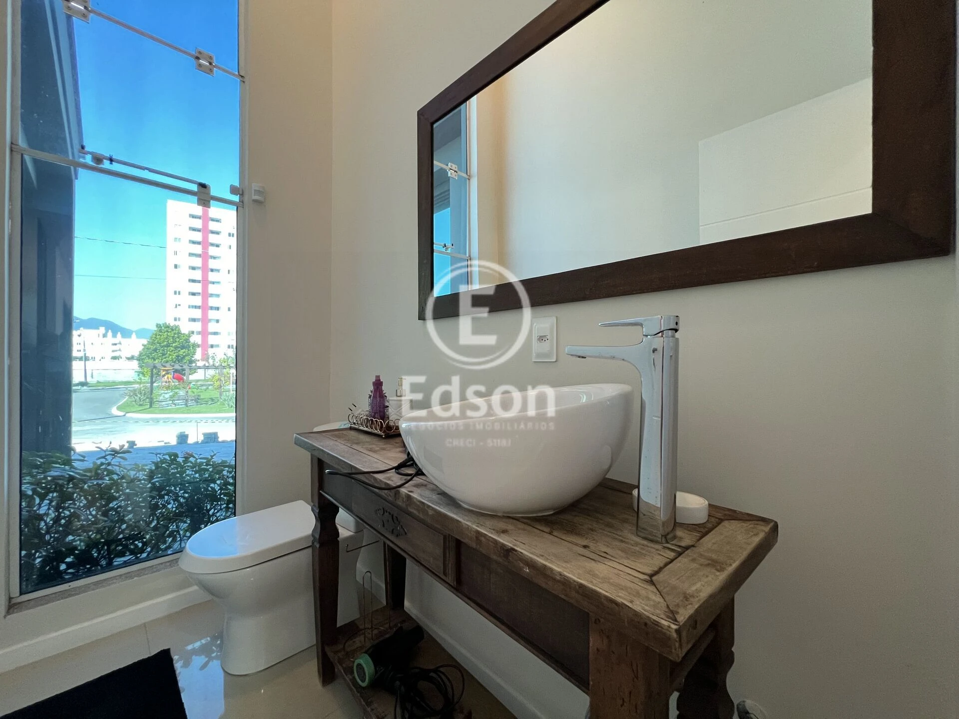 Casa em Pedra Branca, Palhoça. 3 quartos, 215m². Imagem 13 de 15