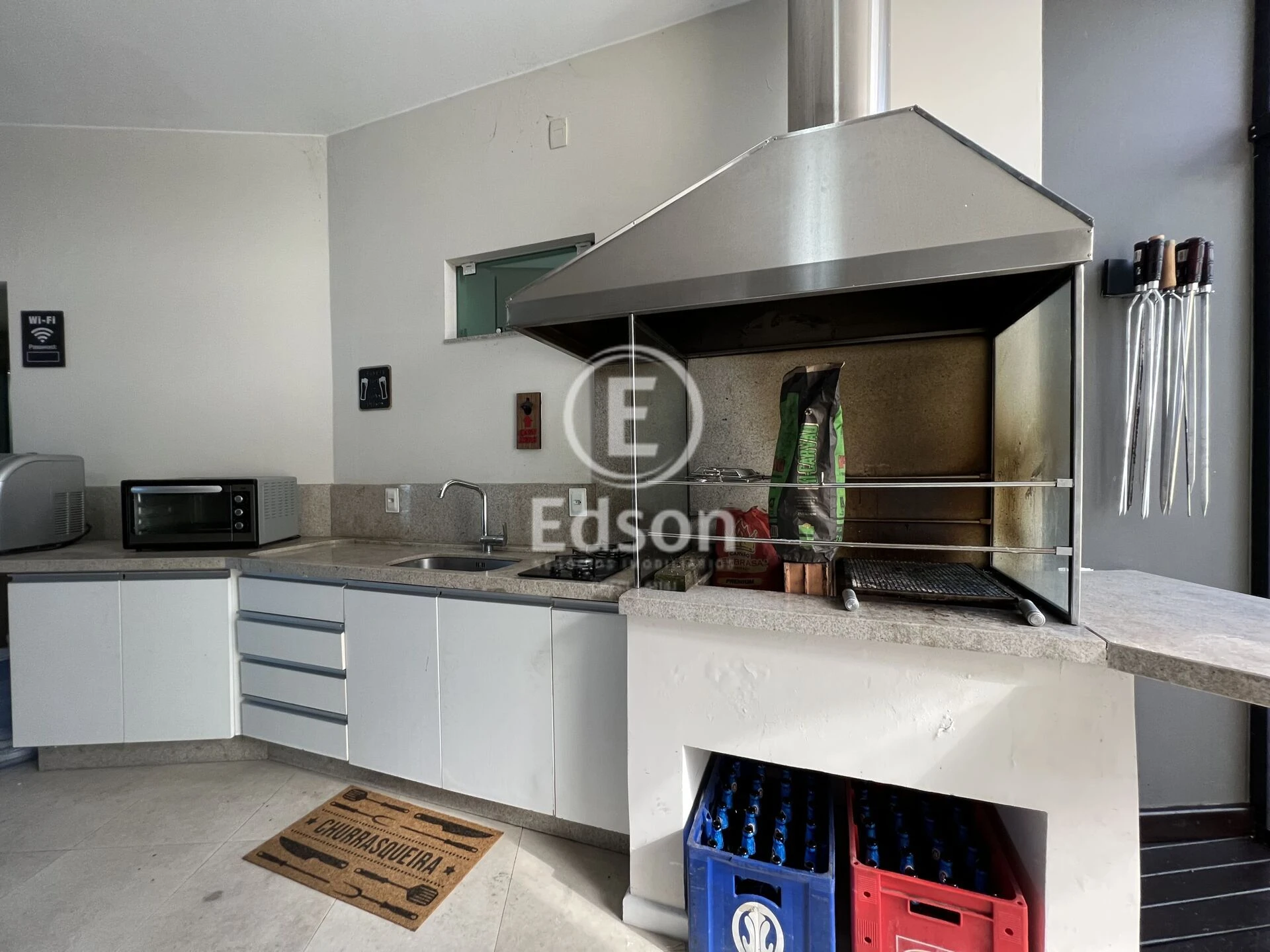 Casa em Pedra Branca, Palhoça. 3 quartos, 215m². Imagem 3 de 15