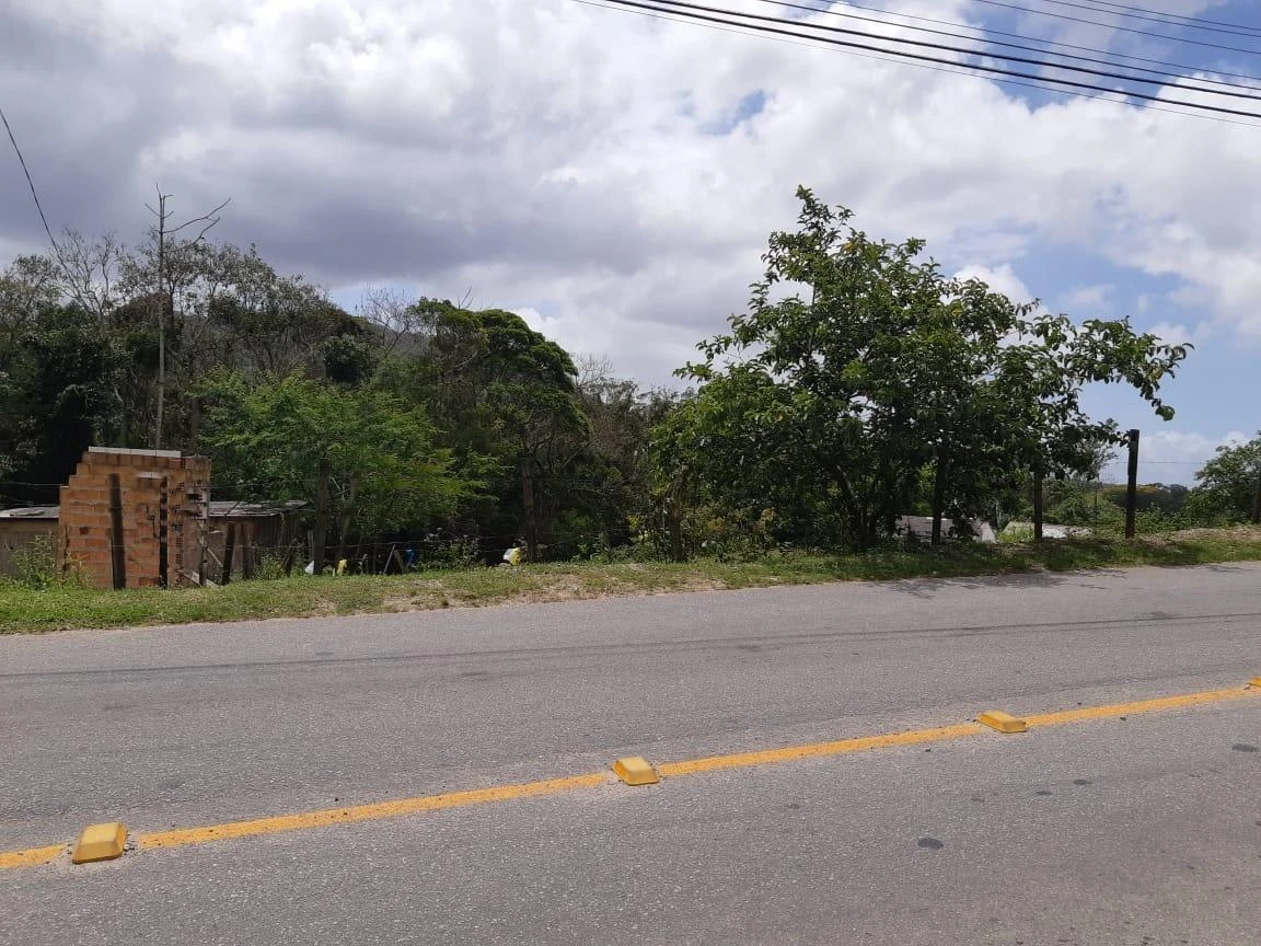 Terreno em Forquilhas, São José. 0 quartos, 447m². Imagem 1 de 3