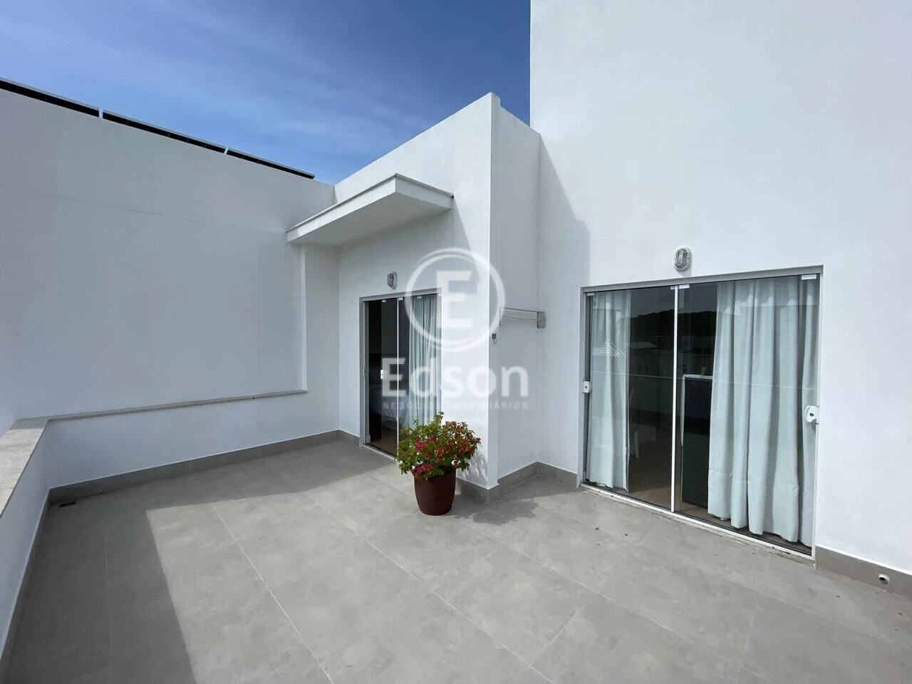 Casa em Pedra Branca, Palhoça. 3 quartos, 350m². Imagem 2 de 10