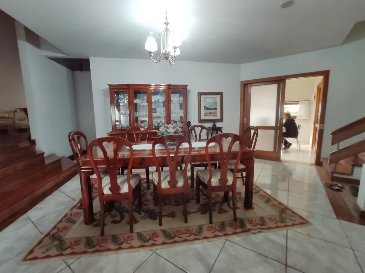 Casa em Centro, Palhoça. 5 quartos, 444m². Imagem 5 de 11