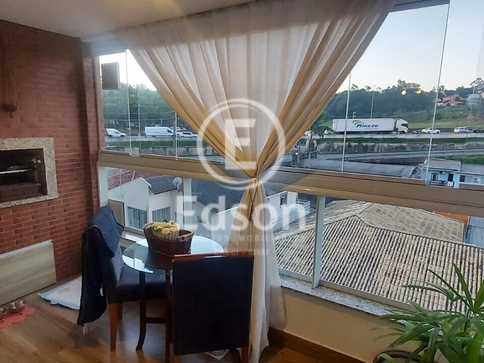 Apartamento em Praia Comprida, São José. 2 quartos, 79m². Imagem 8 de 13