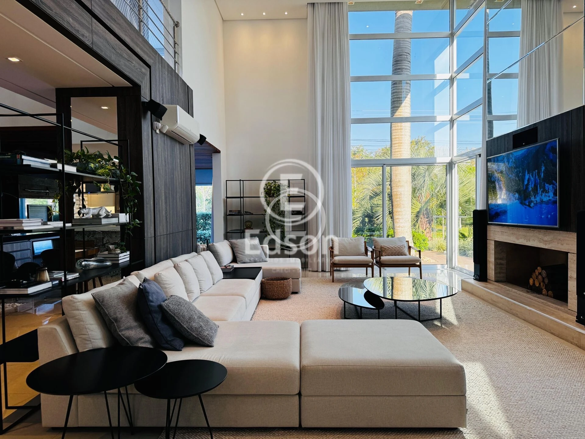 Casa em Pedra Branca, Palhoça. 3 quartos, 510m². Imagem 3 de 15