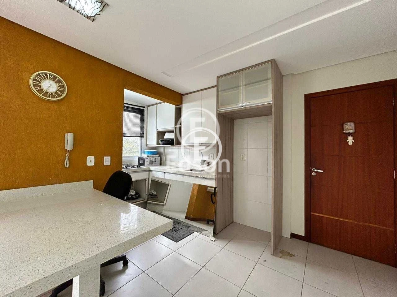 Apartamento em Centro, Palhoça. 2 quartos, 85m². Imagem 4 de 10