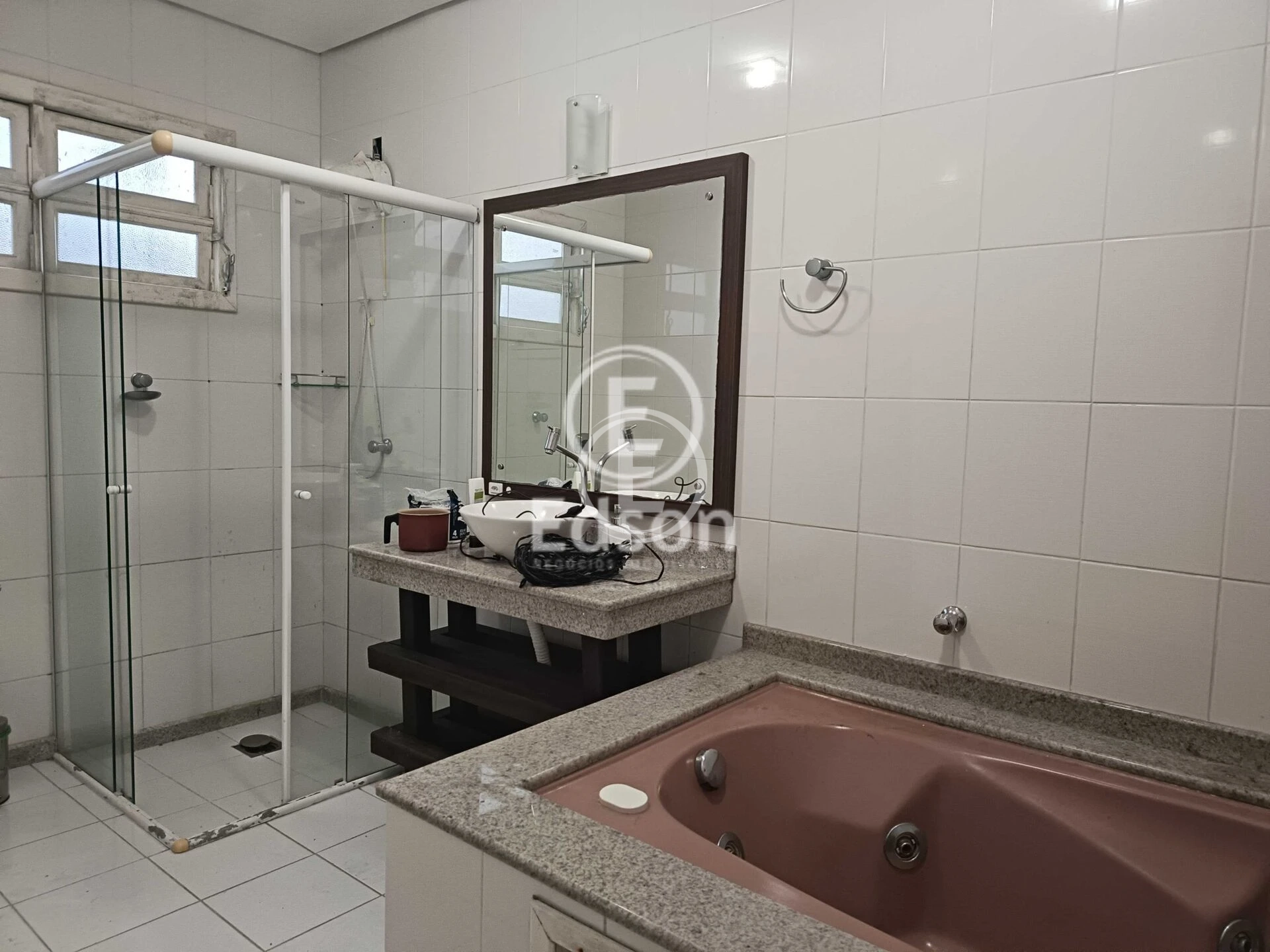 Casa em Centro, Biguaçu. 4 quartos, 266m². Imagem 8 de 10