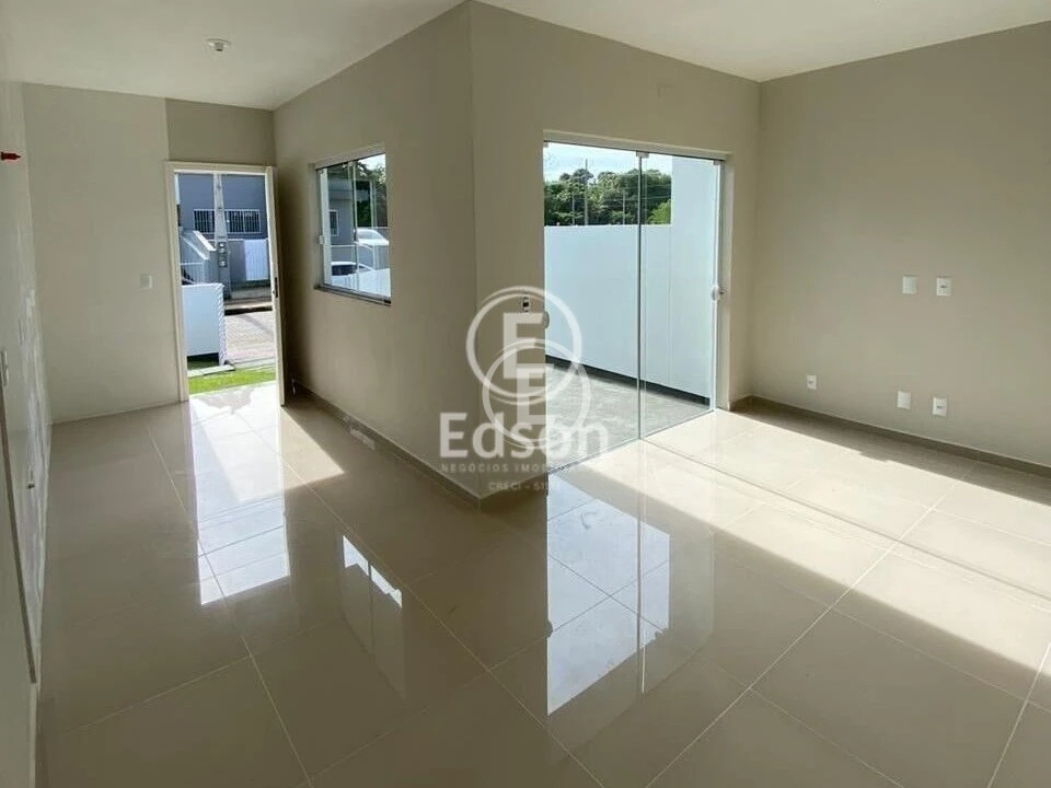 Casa Geminada em Forquilhas, São José. 2 quartos, 48m². Imagem 2 de 8