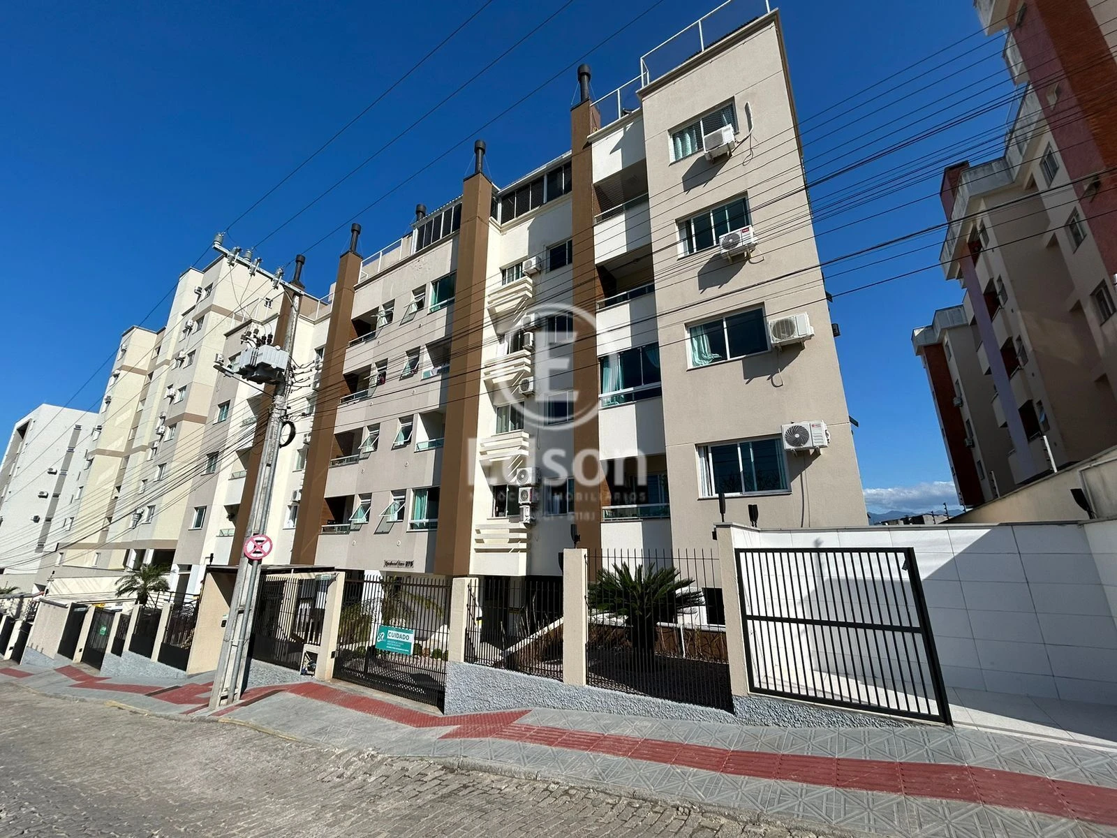 Apartamento em Pedra Branca, Palhoça. 2 quartos, 61m². Imagem 1 de 14