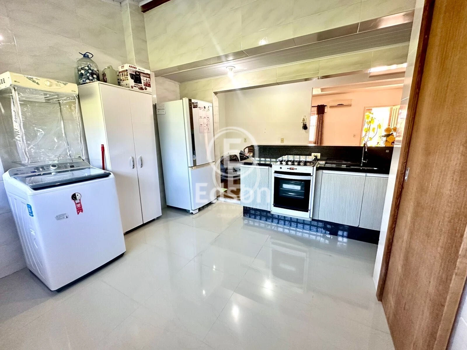 Sobrado Geminado em Forquilhas, São José. 2 quartos, 75m². Imagem 6 de 12