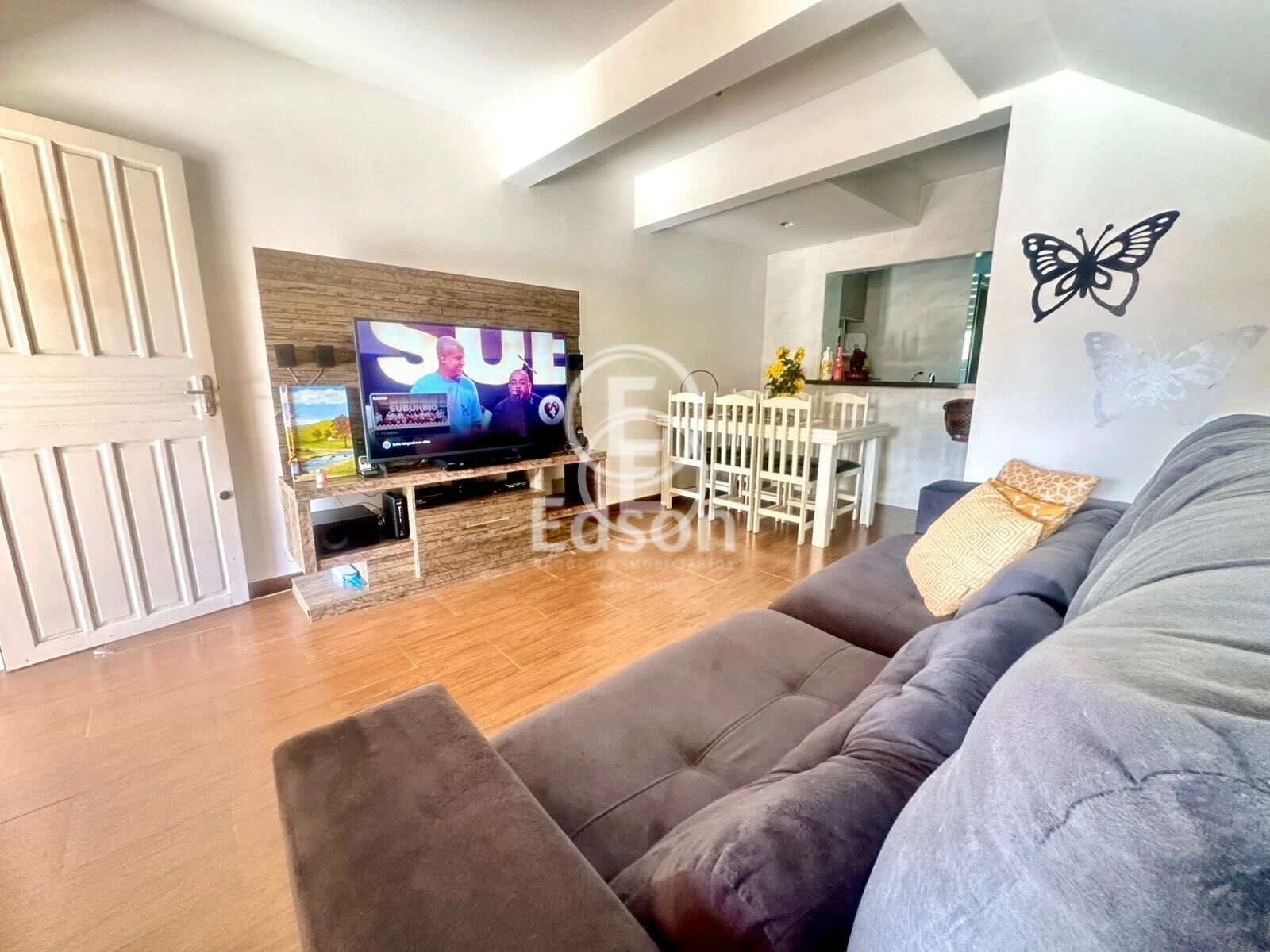 Sobrado Geminado em Forquilhas, São José. 2 quartos, 75m². Imagem 2 de 12