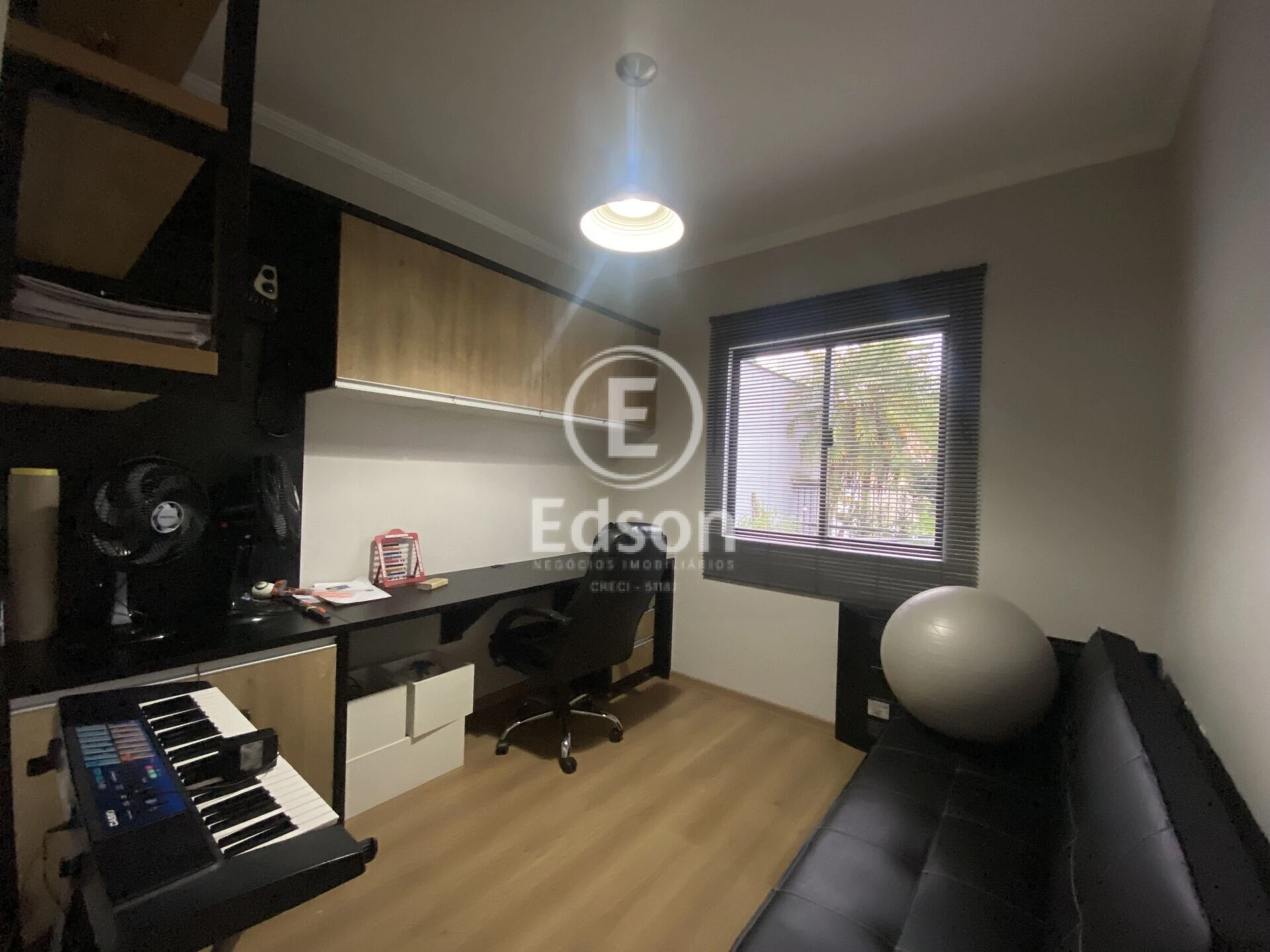 Casa em São Sebastião, Palhoça. 3 quartos, 220m². Imagem 9 de 16