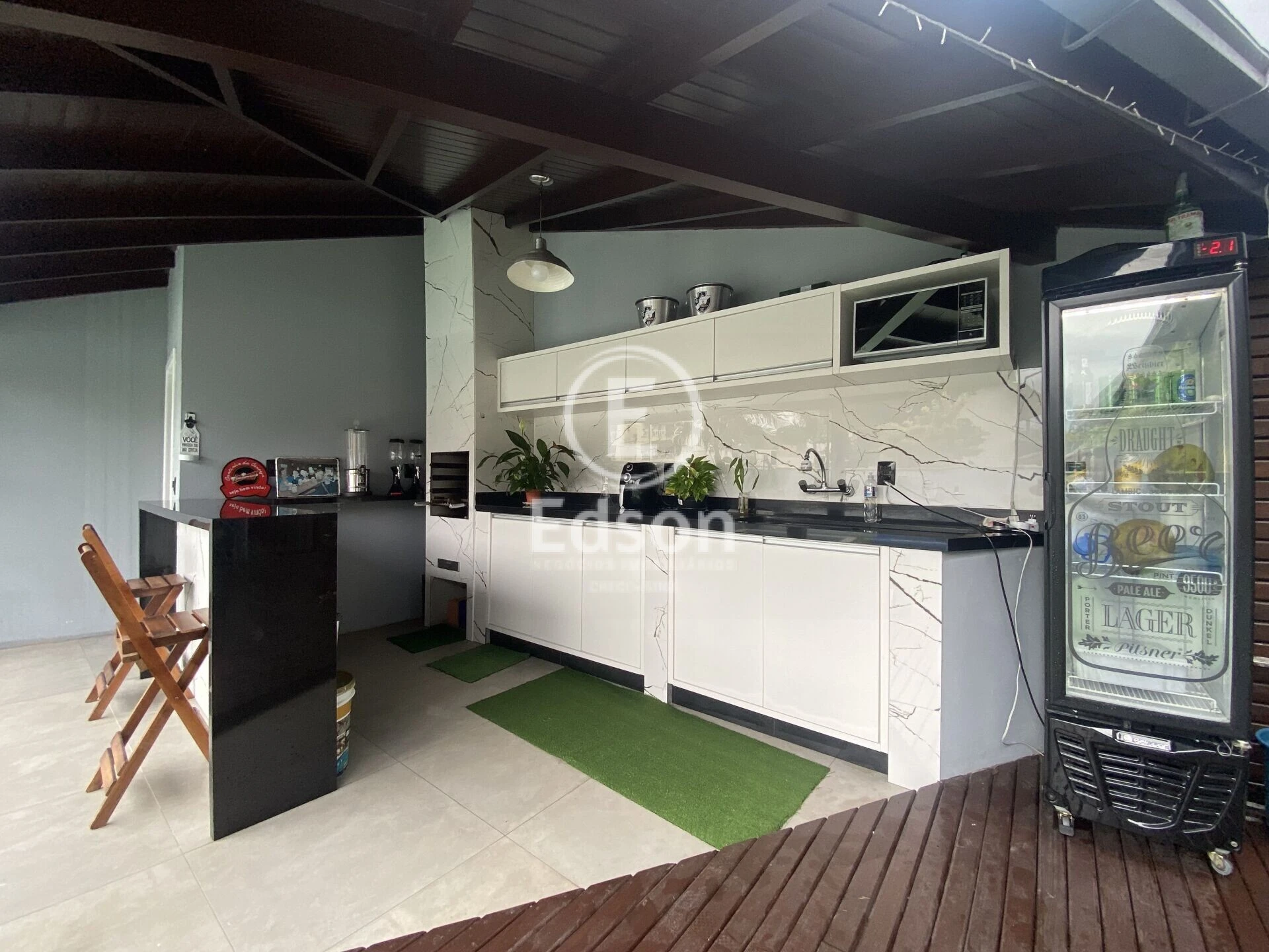 Casa em São Sebastião, Palhoça. 3 quartos, 220m². Imagem 2 de 16