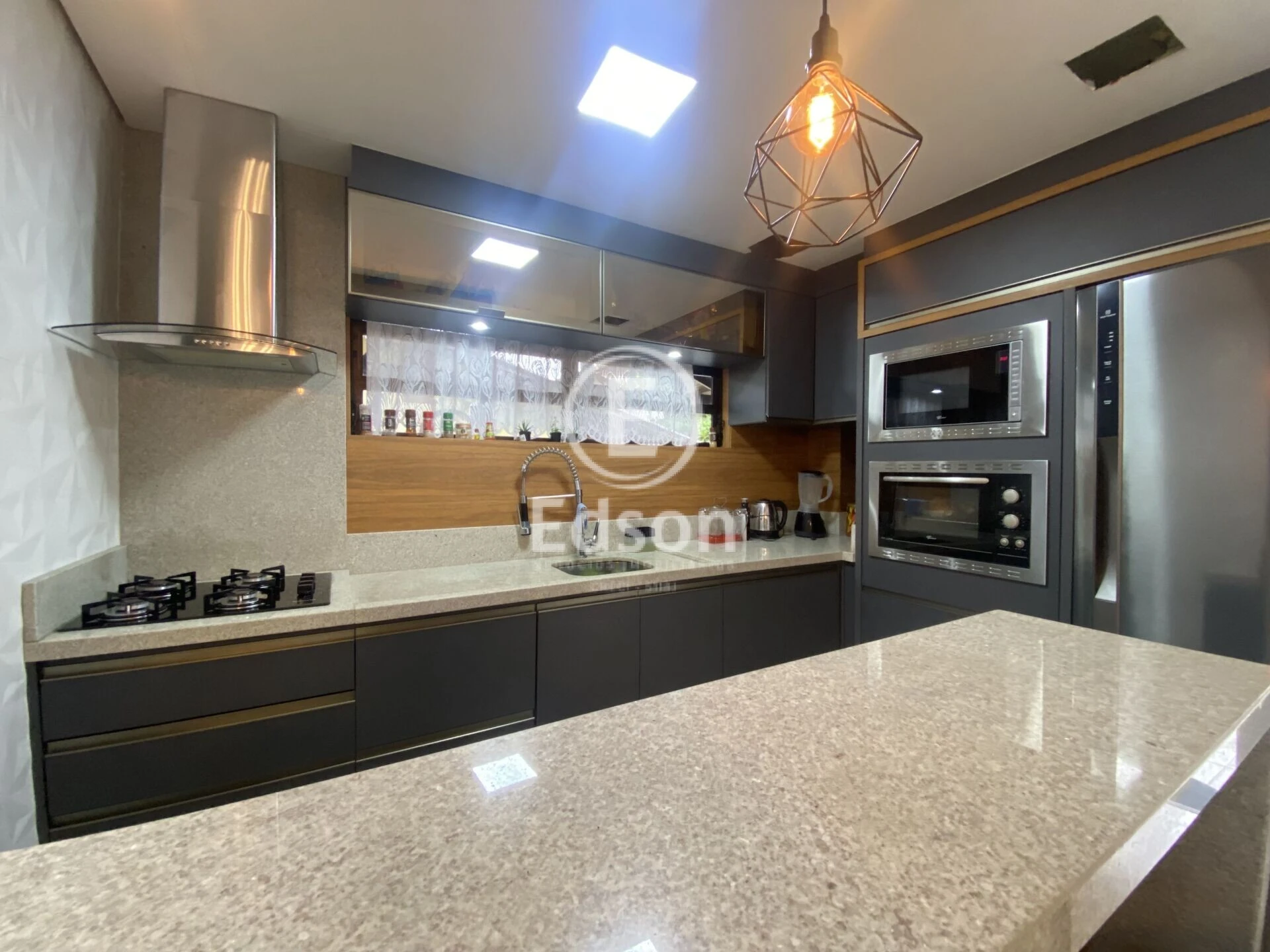 Casa em São Sebastião, Palhoça. 3 quartos, 220m². Imagem 5 de 16