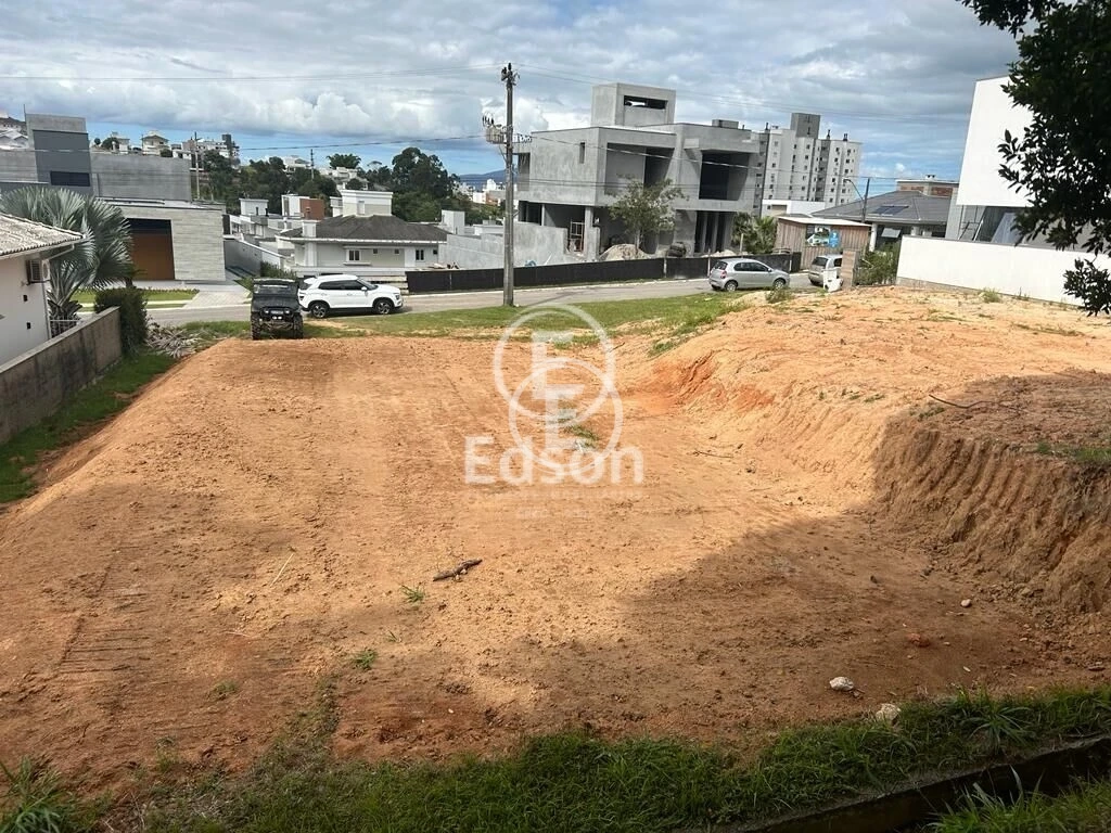 Terreno em Pedra Branca, Palhoça. 0 quartos, 360m². Imagem 4 de 5