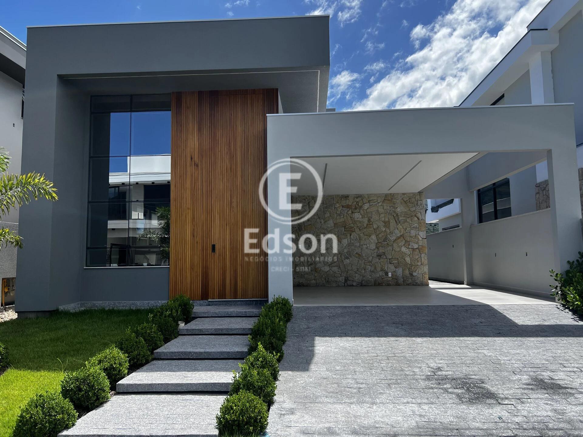 Casa em Pedra Branca, Palhoça. 3 quartos, 160m². Imagem 1 de 14