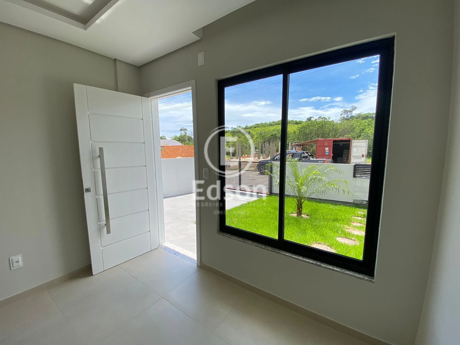 Casa em Forquilhas, São José. 2 quartos, 99m². Imagem 2 de 12