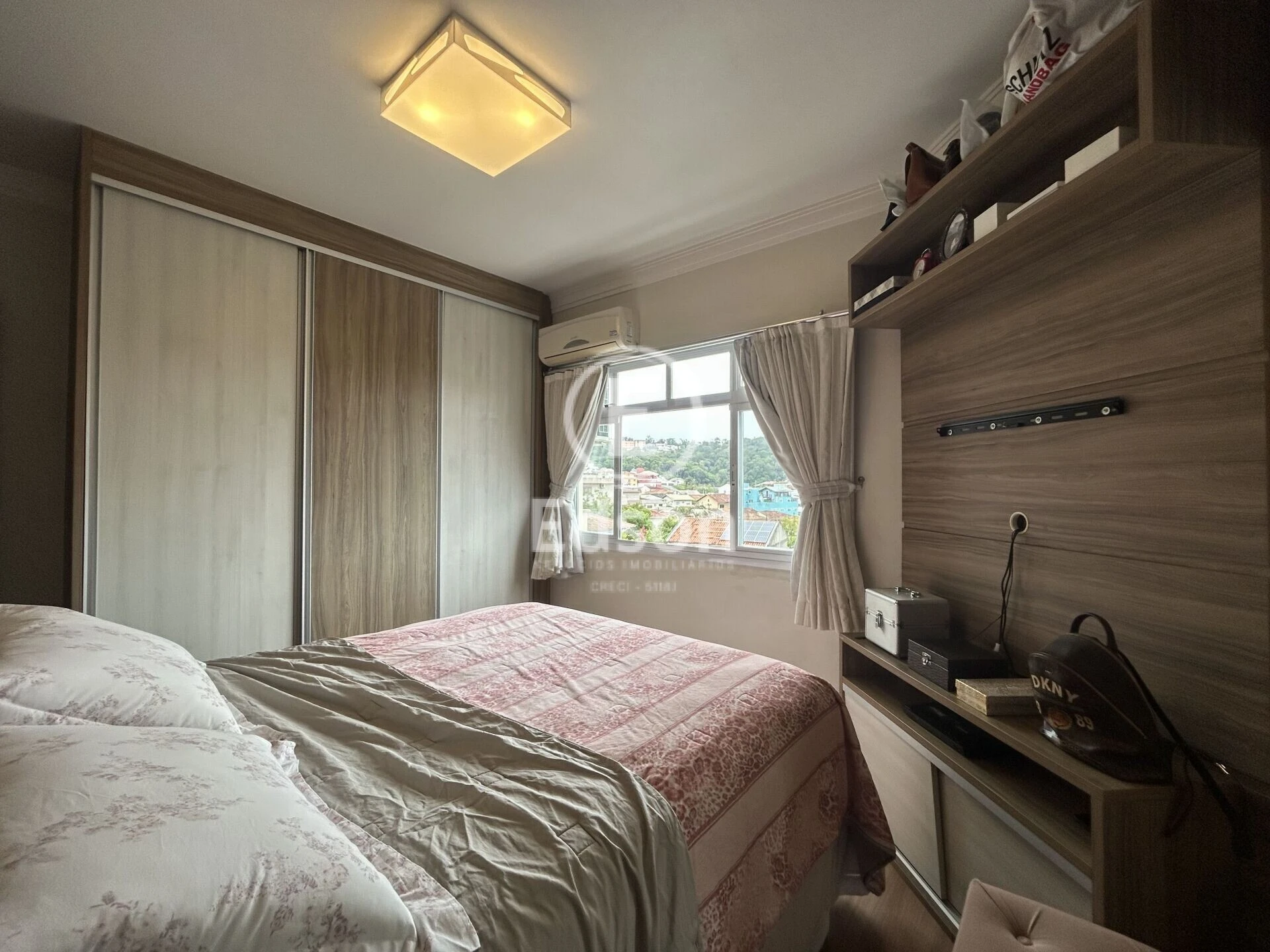 Apartamento em Fazenda Santo Antônio, São José. 2 quartos, 78m². Imagem 4 de 7