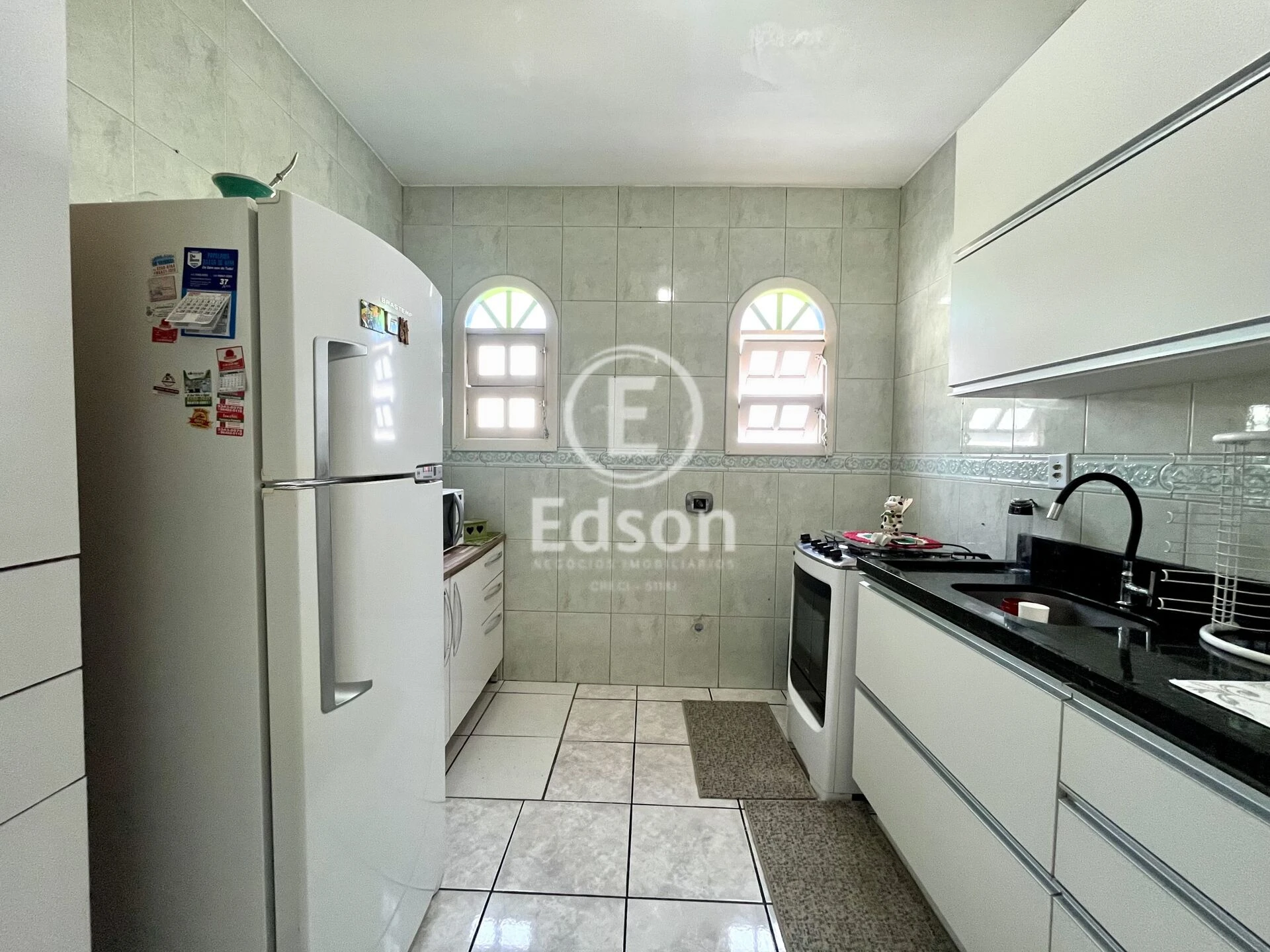 Casa em Fazenda Santo Antônio, São José. 5 quartos, 280m². Imagem 10 de 15