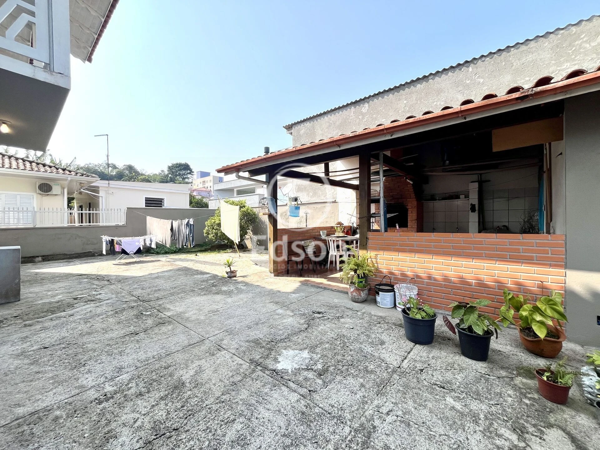 Casa em Fazenda Santo Antônio, São José. 5 quartos, 280m². Imagem 13 de 15