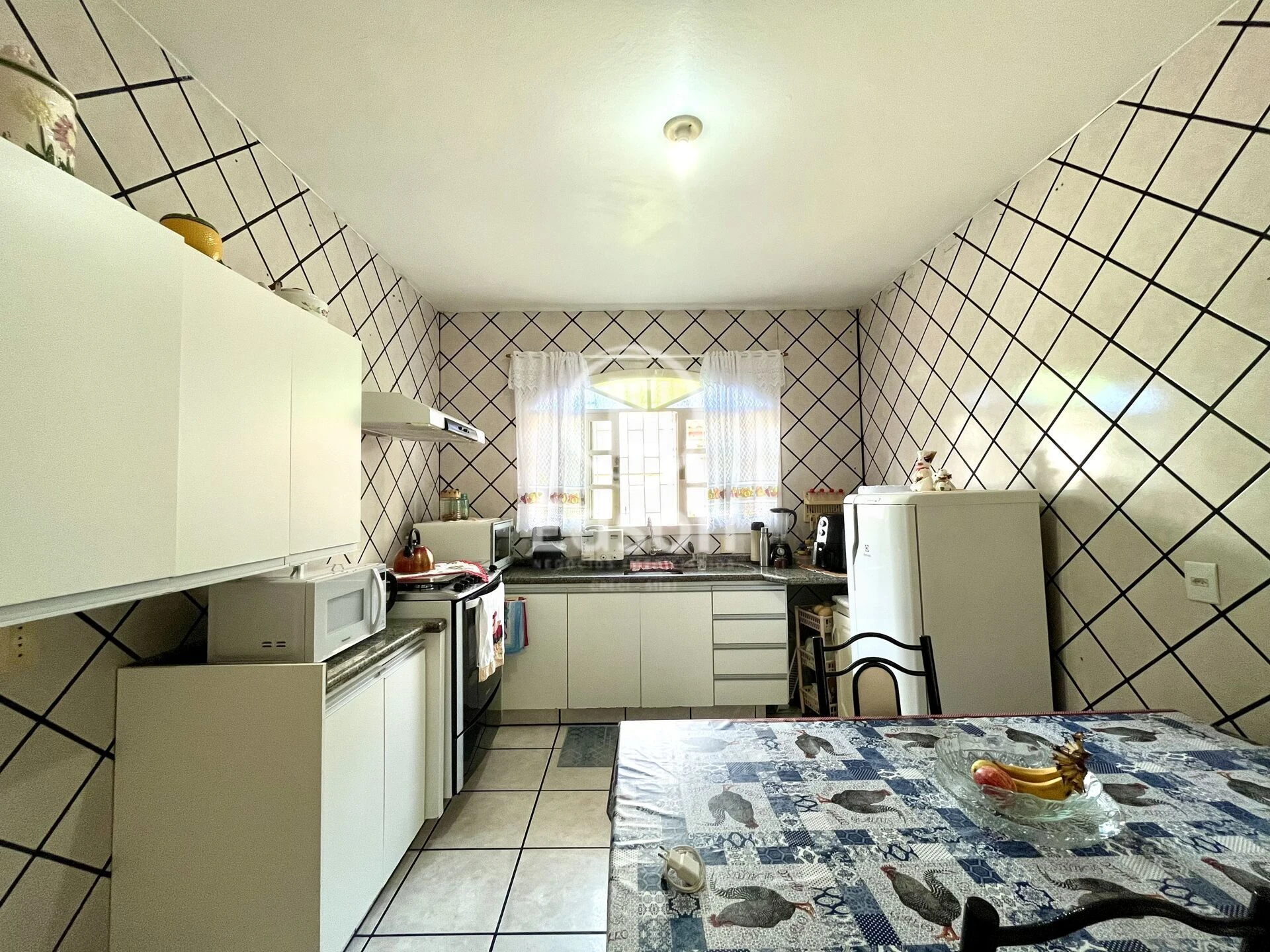 Casa em Fazenda Santo Antônio, São José. 5 quartos, 280m². Imagem 6 de 15