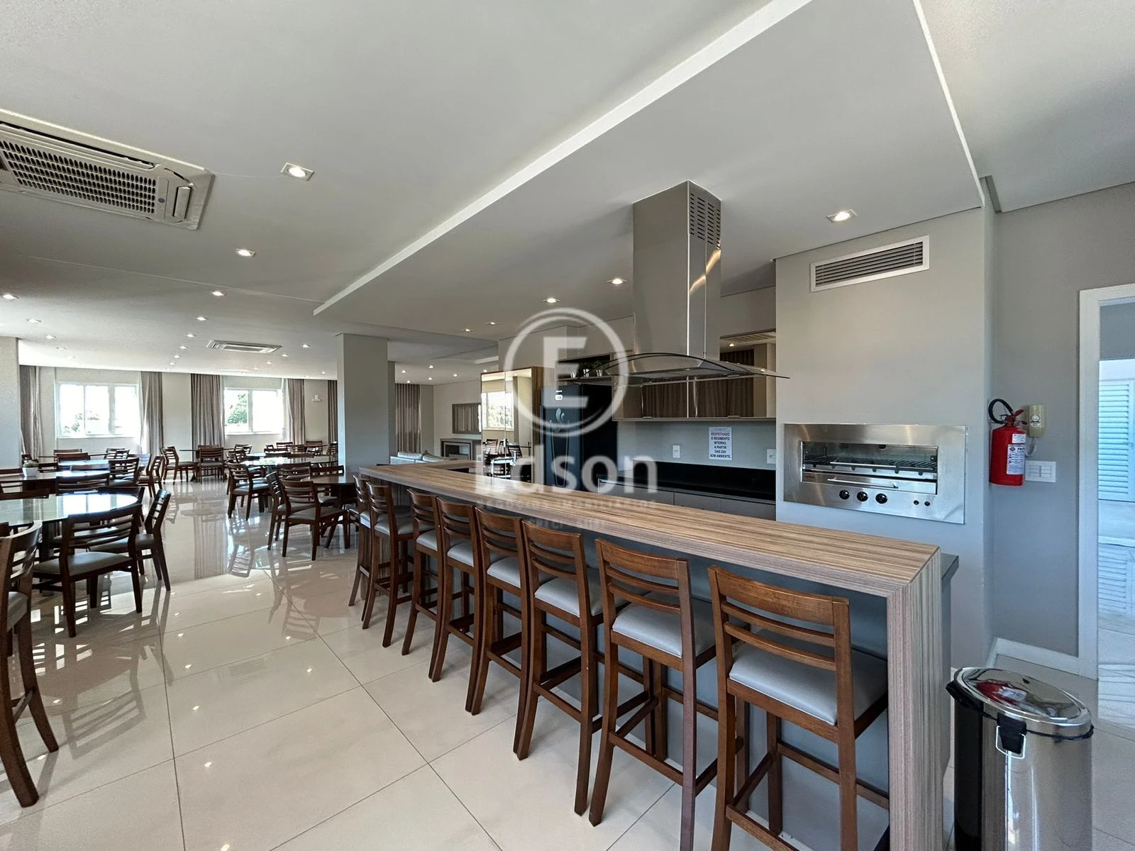 Apartamento em Canto, Florianópolis. 3 quartos, 180m². Imagem 9 de 15