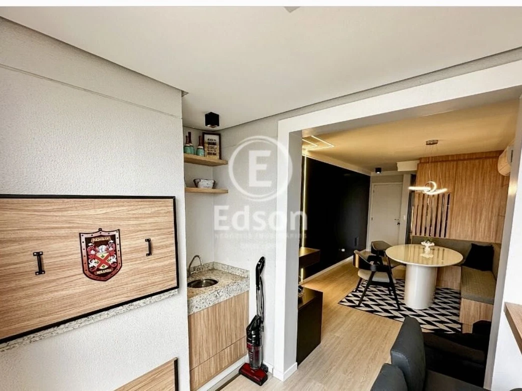 Apartamento em Barreiros, São José. 2 quartos, 74m². Imagem 2 de 12