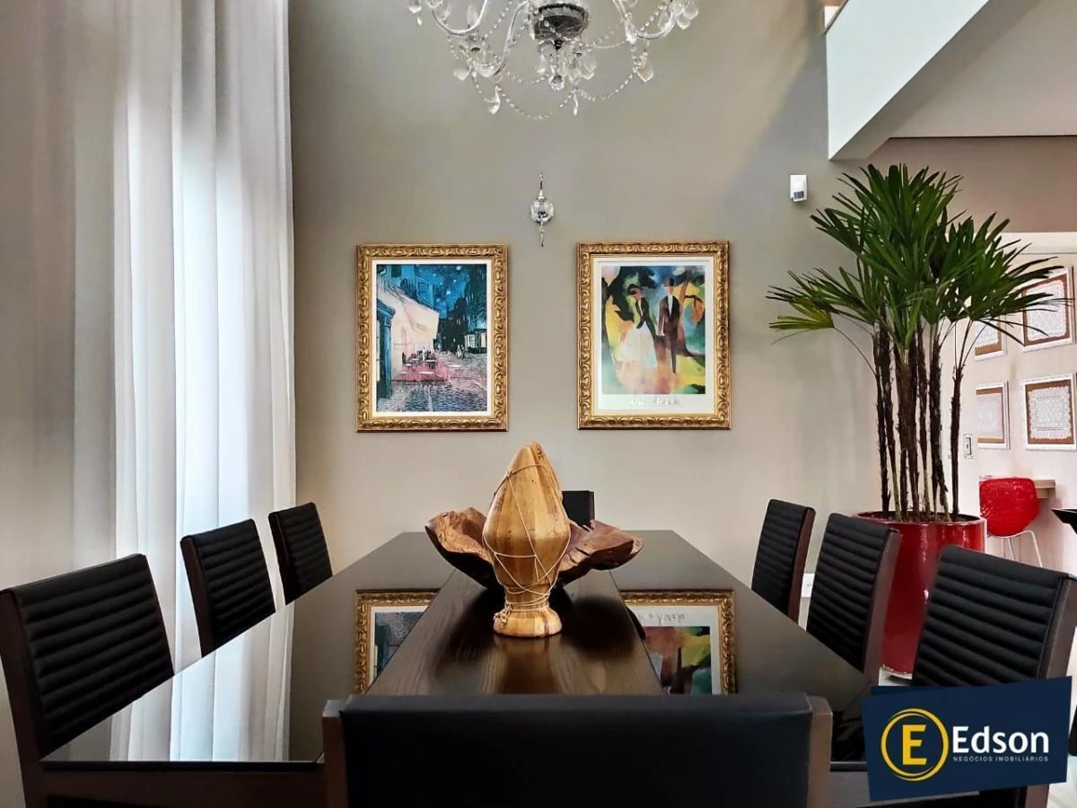 Casa em Pedra Branca, Palhoça. 4 quartos, 402m². Imagem 2 de 19