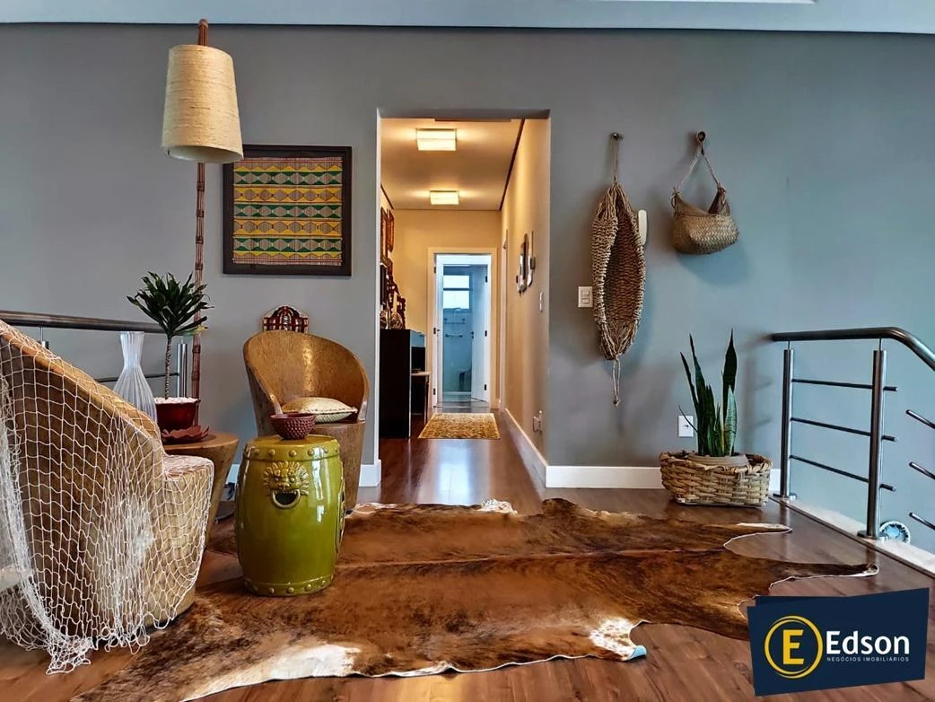 Casa em Pedra Branca, Palhoça. 4 quartos, 402m². Imagem 9 de 19