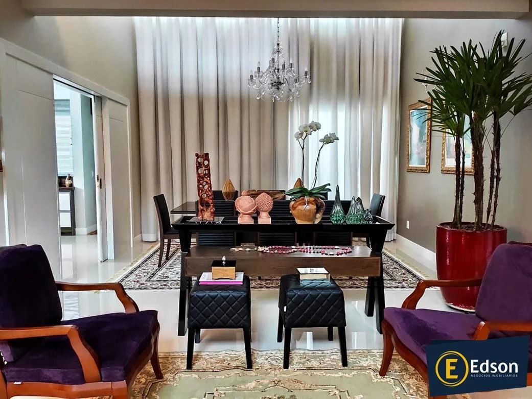 Casa em Pedra Branca, Palhoça. 4 quartos, 402m². Imagem 4 de 19