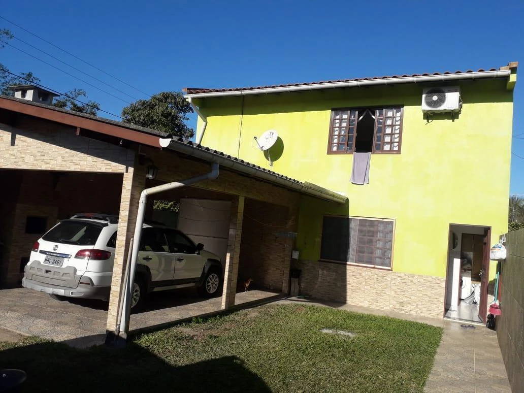 Casa em Barra do Aririú, Palhoça. 4 quartos, 224m². Imagem 1 de 12