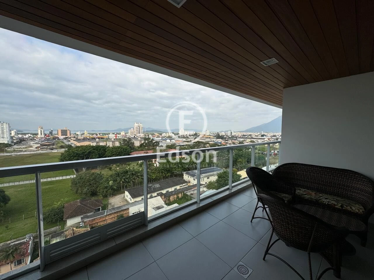 Apartamento em Pagani, Palhoça. 3 quartos, 108m². Imagem 3 de 15