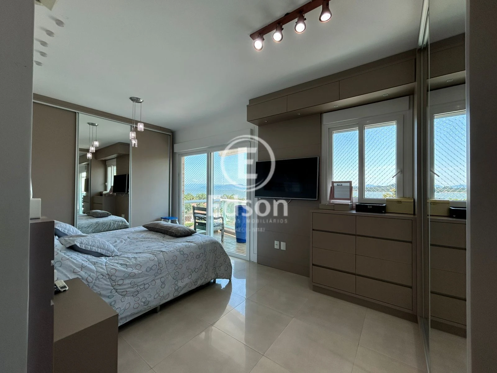 Cobertura em João Paulo, Florianópolis. 4 quartos, 244m². Imagem 10 de 15