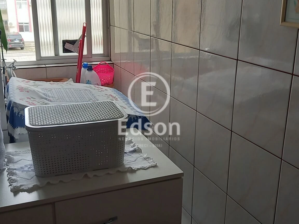 Apartamento em Capoeiras, Florianópolis. 2 quartos, 48m². Imagem 3 de 8