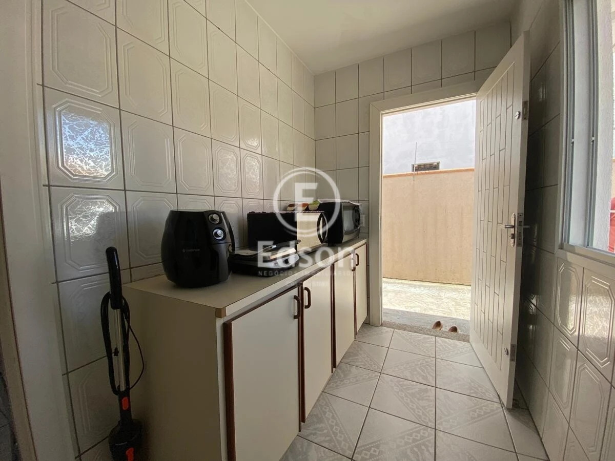 Casa em Jardim Eldorado, Palhoça. 3 quartos, 0m². Imagem 8 de 14