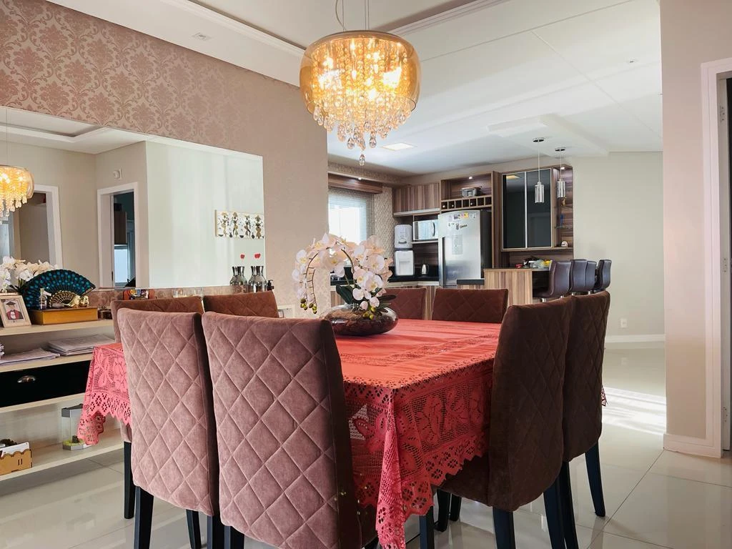 Casa em Pedra Branca, Palhoça. 3 quartos, 180m². Imagem 9 de 15