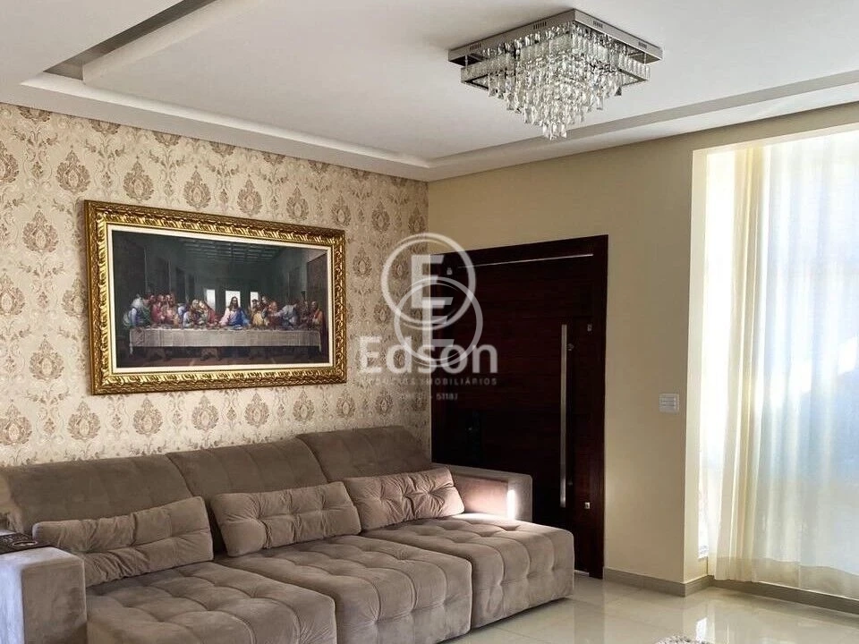 Casa em Pedra Branca, Palhoça. 3 quartos, 170m². Imagem 2 de 11