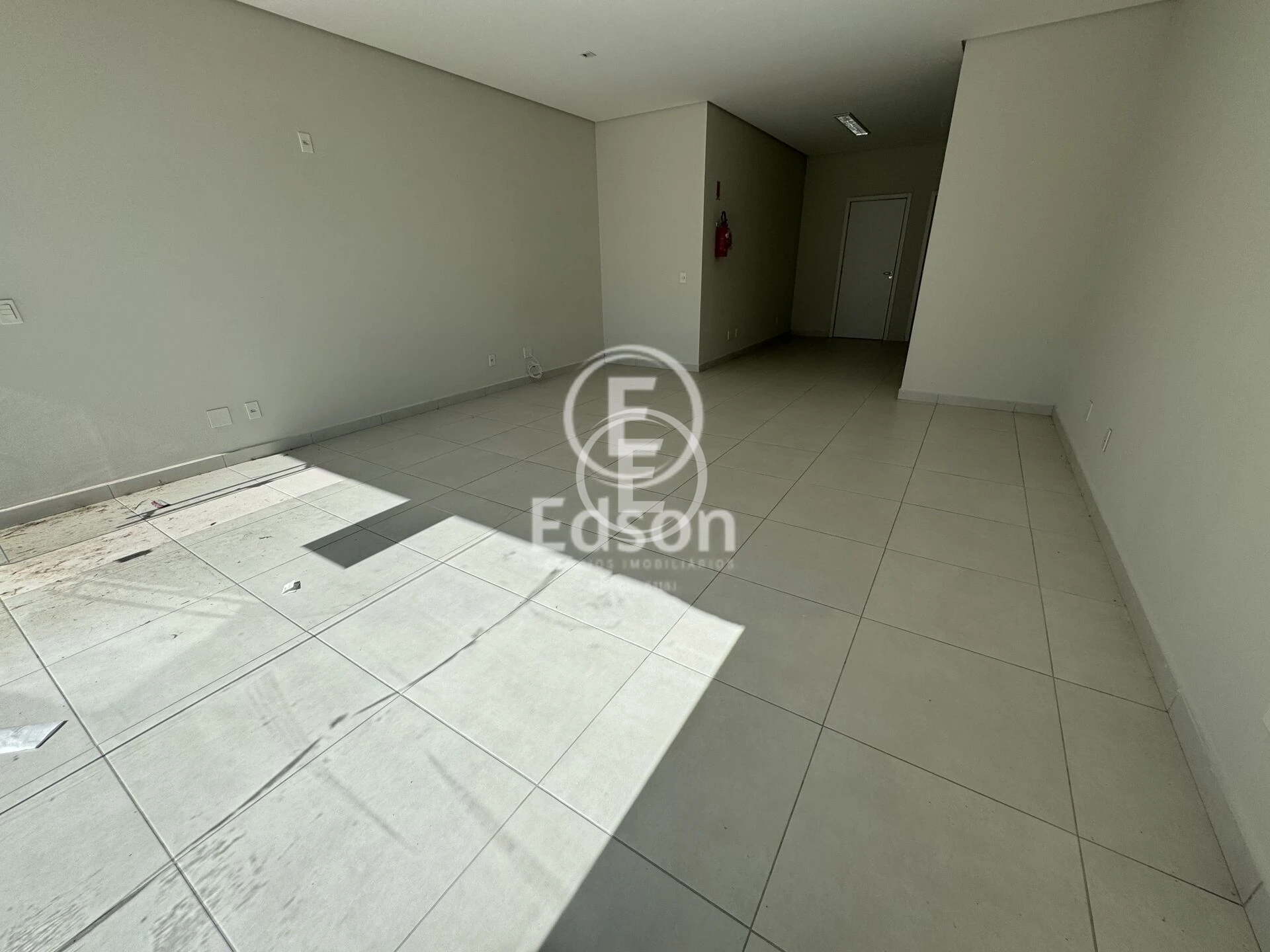 Escritório/Sala em Ponte do Imaruim, Palhoça. 0 quartos, 60m². Imagem 4 de 7