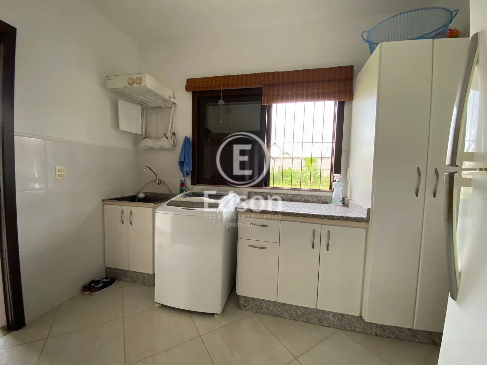 Casa em Aririú da Formiga, Palhoça. 4 quartos, 228m². Imagem 8 de 15