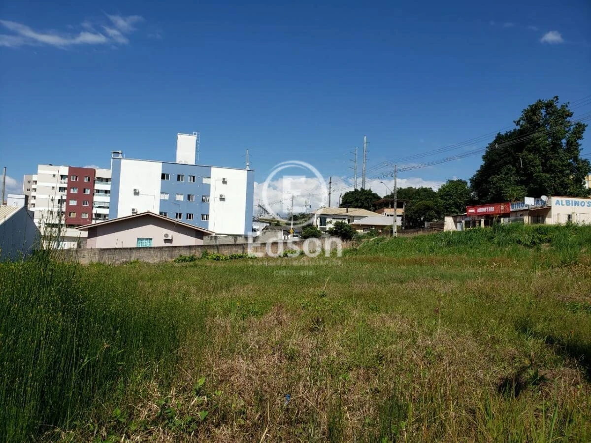 Terreno em Pagani, Palhoça. 0 quartos, 1442m². Imagem 2 de 3