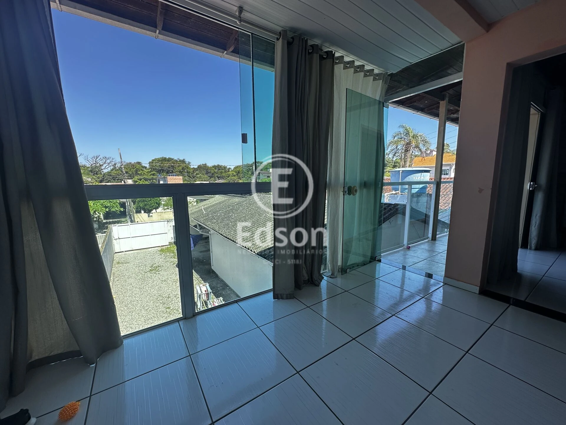 Casa em Praia de Fora, Palhoça. 0 quartos, 189m². Imagem 2 de 11