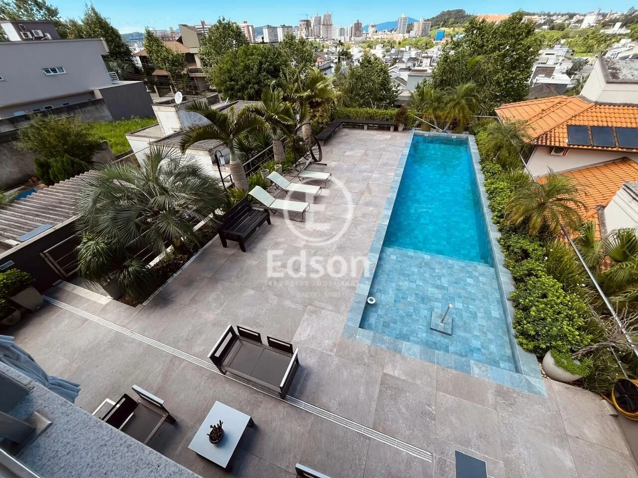 Casa em Pedra Branca, Palhoça. 3 quartos, 840m². Imagem 13 de 14