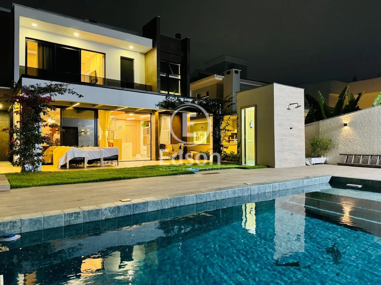 Casa em Pedra Branca, Palhoça. 4 quartos, 310m². Imagem 13 de 15