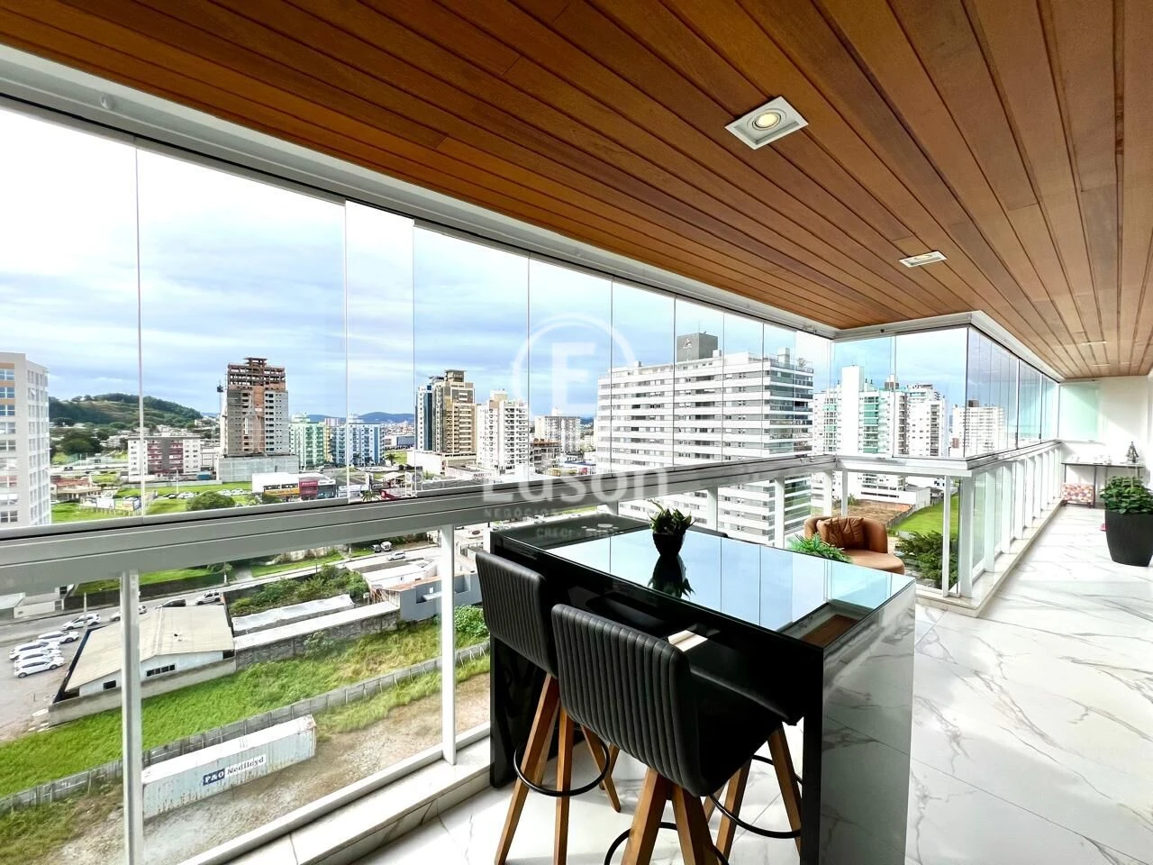 Apartamento em Pagani, Palhoça. 3 quartos, 149m². Imagem 2 de 15