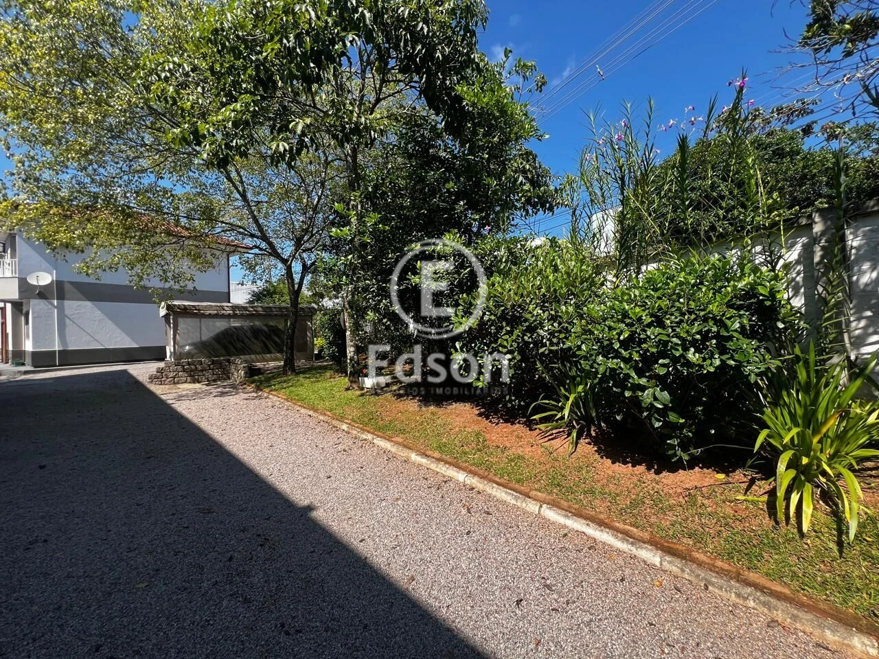 Sobrado Geminado em Pedra Branca, Palhoça. 3 quartos, 114m². Imagem 2 de 12