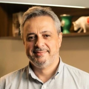 Clairton Sant'Anna Garcia 