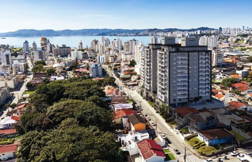 Apartamento com 3 quartos em Canto, Florianópolis