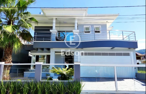 Casa com 4 quartos em Pedra Branca, Palhoça